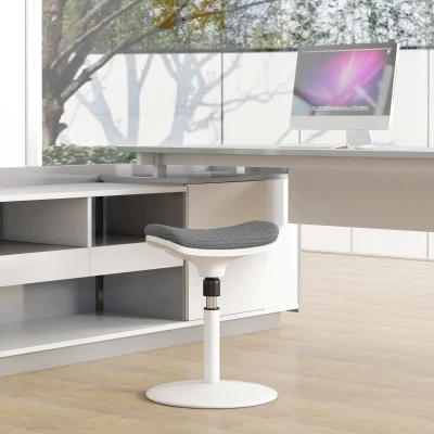HOMCOM Ergonomischer und Gepolsterter Hocker mit Höhenverstellung um 5°, 41,5x41,5x51,5-71,5 cm, Grau
