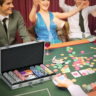 Sportnow Maleta de Poker Coffret de Poker Completo com Fechadura com 300 Fichas 2 Baralhos de Cartas 3 Botões 1 Tapete de Feltro