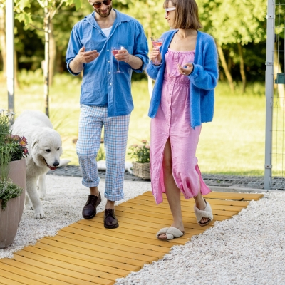 Outsunny Camino de Jardín de Madera 185x60 Pasarela Recta Enrollable para Exteriores Resistente a la Intemperie Natural