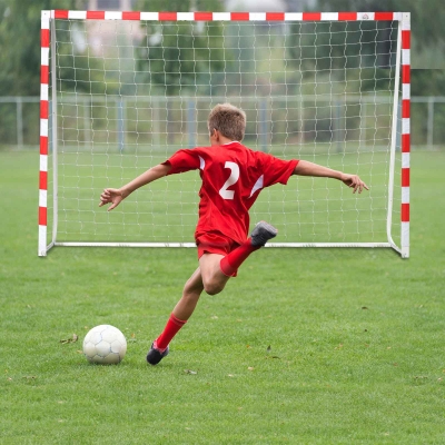 HOMCOM Filet de Football, But de Football et Baby-Foot en Plastique PE pour Adultes et Enfants, 302x83x201cm