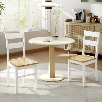 HOMCOM Conjunto de 2 sillas de cocina, madera de caucho, protectores de pie, respaldo con ligeras curvas, blanco