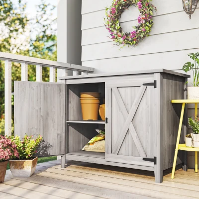 Outsunny Tuinkast, Houten Schrank voor Tuingereedschap, Buitenkast voor Terras, met Dubbele Deuren, Schuurontwerp, Lichtgrijs