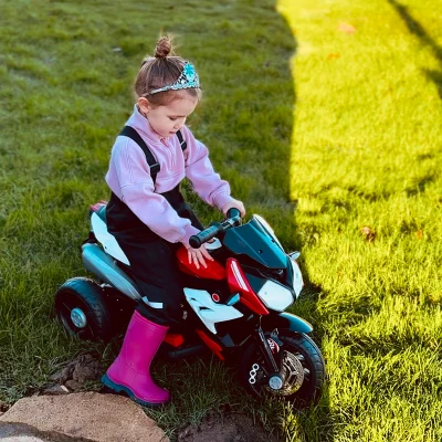 HOMCOM Elektrische Kindermotor, Licht & Geluid, 3 km/u, Oplaadbaar, Kunststof & Metaal, Zwart/Rood
