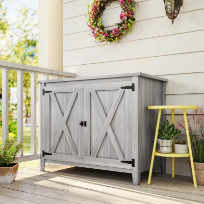 Outsunny Gartenschrank, Holzschrank für Gartengeräte, Outdoor-Schrank für Terrasse, mit Doppeltüren, Scheunendesign, Hellgrau