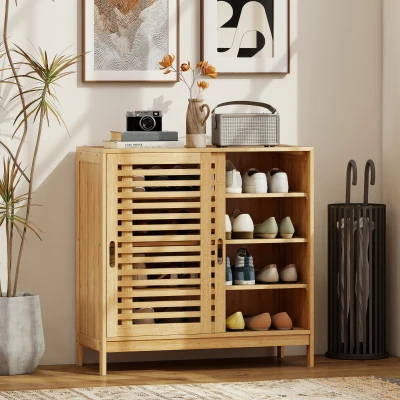 HOMCOM Schuhschrank mit 2 Schiebetüren mit Lamellen, verstellbaren Einlegeböden für 16 Paar Schuhe, 80x35x80 cm, Natur