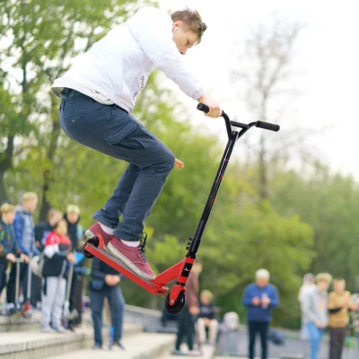 HOMCOM Lightweight Steel Stunt Scooter Red