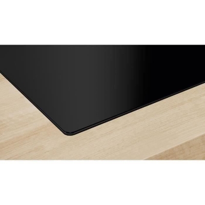 Bosch Table de cuisson aspirante induction 60cm 4 foyers 7400w noir - PVS611B16E
