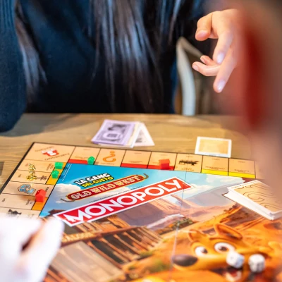 Monopoly Old Wild West, Gioco di Società per 2-6 Persone