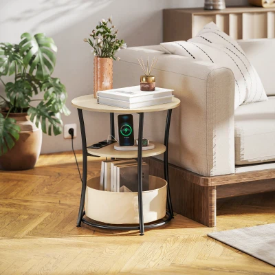 HOMCOM Stolik boczny trzystopniowy z ładowarką, kieszenią na akcesoria, półką, stolik do salonu z metalową ramą, stolik kawowy do salonu sypialni 50x50x55,1 cm naturalne drewno