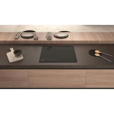 Table de cuisson induction - HOTPOINT - 3 zones - Zones modulables - L 59 x P 51 cm - HB2760BNE - 7200W total - Noir