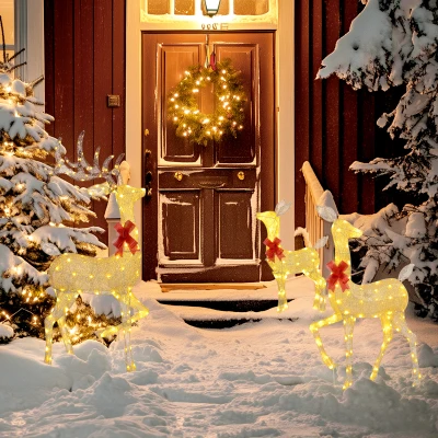 Outsunny 3 Renas Luminosas de Natal em Forma de Família de Renas Renas Luminosas de Natal em Aço 283 LED Branco Quente Ouro