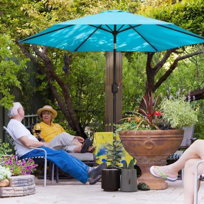 Outsunny 2.6 m Garden Parasol Umbrella with Aluminium Pole, Outdoor Patio Umbrella with Tilt and Crank, Vent, Blue