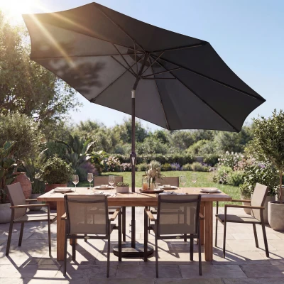 Outsunny 2.7 m Garden Parasol Umbrella with Cross Base and Sandbag, Retractable Ribs, Outdoor Table Market Umbrella, Black