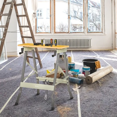 DURHAND Banco de Trabajo Plegable 4 en 1 Mesa de Trabajo con 4 Abrazaderas 2 Manivelas 62,5x60,5x78,5 cm Natural y Gris