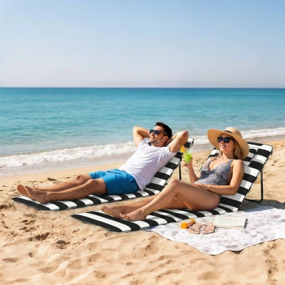 Outsunny Conjunto de 2 Esteiras de Praia Dobráveis com Encosto Ajustável e Encosto Acolchoado, 146x50x2 cm, Cinzento e Branco