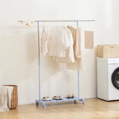 HOMCOM Tendedero Extensible con Ruedas con Barra de Acero Inoxidable y Estante para Zapatos 159x42x168 cm Azul y Plata