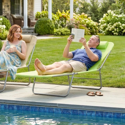 Outsunny Outdoor Foldable Sun Lounger, Garden 6 Level Adjustable Backrest Recliner Sun Lounger Chair with Headrest Pillow, Green