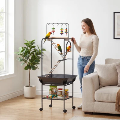 PawHut Parque de Juegos de Pájaros con Ruedas Escaleras Columpio Protector de Semillas Bandeja Comederos Perchas 63x63x163 cm