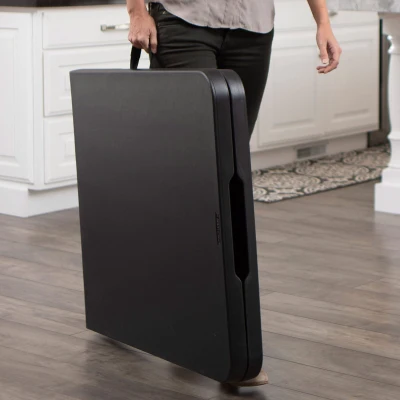 Mesa Plegable Rectangular Lifetime, Tablero HDPE y Estructura de Acero, 183x76x73 Cm, Negra