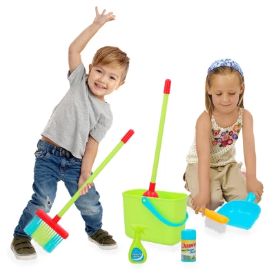 Set de Limpieza Infantil con 10 Accesorios, 25x10x66 Cm, Verde