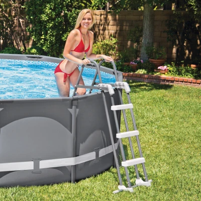 Escalera Piscina INTEX de Seguridad con Peldaños Extraíbles Antideslizantes, 91-107 Cm, Blanco