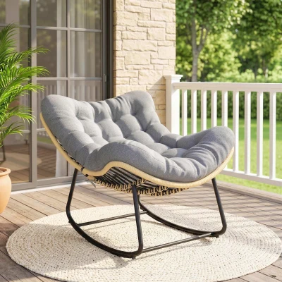 Outsunny Rattan Schommelstoel Tuinligstoel met dikke kussens, Tuinschommel tot 120 kg Binnen Buiten 87 x 110 x 70 cm Grijs