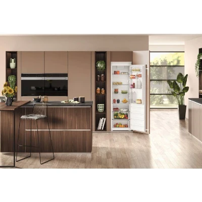 Réfrigérateur armoire - HOTPOINT - HASD18A031A1FR - Encastrable - Classe E - 306 L - 54 x 54,5 x 177 cm