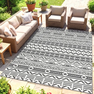 Outsunny Outdoor Teppich robuster Wetterfest Outdoorteppich, Carpet mit Boho-Style, Outdoor-Teppich für Wohnzimmer Balkon