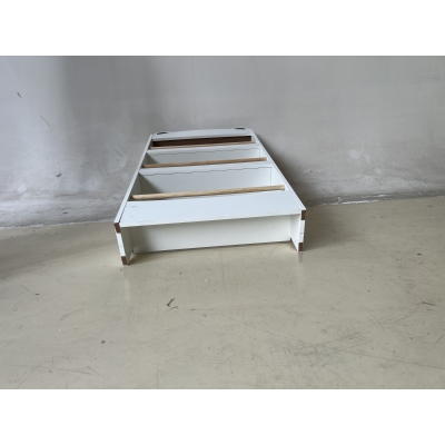 AIYAPLAY Estante Montessoriana Infantil 3-8 Anos em Forma de Urso com 4 Prateleiras em Madeira, 50x15x97 cm, Branco