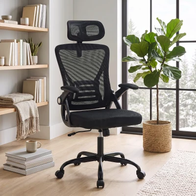 HOMCOM Scaun de Birou Ergonomic cu Brațe Rabatabile, Tetieră și Înălțime Reglabile, din Plasă Respirabilă, Negru