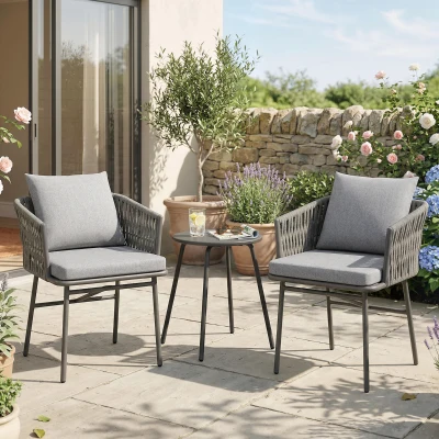 Outsunny 3-teiliges Außenmöbel-Set, 2 Stühle, 1 Tisch, Bistro-Set, Kunst-Rattan, Stahlrahmen, Metalltisch, 4 Kissen, Grau