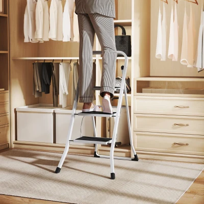HOMCOM Escalera Plegable de 3 Peldaños 71x46,5x105,3 cm con Superficie Antideslizante Asa de Transporte y Carga Máxima 150 kg
