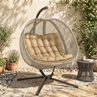 Outsunny Double Egg Chair 2-Seater Swing Hammock Brown
