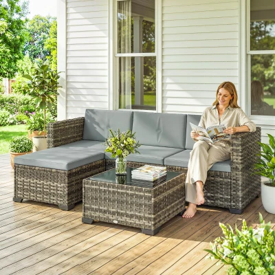 Outsunny Conjunto de Jardín Exterior de Ratán 5 Piezas con Cojines 2 Sillones de Esquina Sillón sin Brazos Reposapiés y Mesa