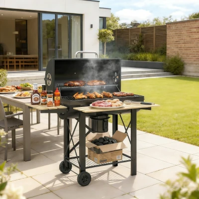 Outsunny Barbecue Charbon Fumoir Bois Noir avec Étagères Pliantes