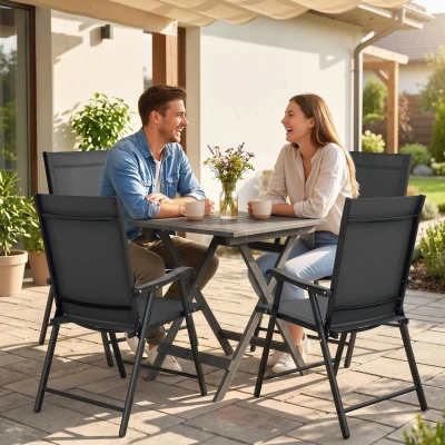 Outsunny Conjunto de 4 Sillas de Jardín Exterior Plegables con Respaldo Alto y Reposabrazos para Terraza Playa 58x62x97 cm Negro
