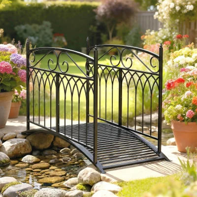 Outsunny Gartenbrücke aus Metall 135,5 cm Teichbrücke mit Sicherheitsgeländern Antik-Optik Rostbeständig einfache Montage
