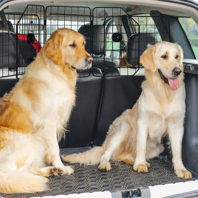 PawHut Verstelbaar Autorek voor Honden, 93-150cm, Opvouwbaar, Eenvoudige Montage, Staal, Zwart