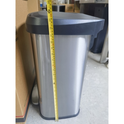 HOMCOM Rechteckiger Treteimer 50L aus Edelstahl mit gedämpftem Verschluss, Fach für Deodorant, Silber