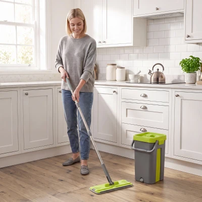 HOMCOM Flat Mop and Bucket Set 5 Pads Compact Dark Grey Green