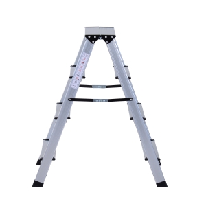 HOMCOM Aluminium Alloy Double-Sided Folding 4-Step Ladder Silver