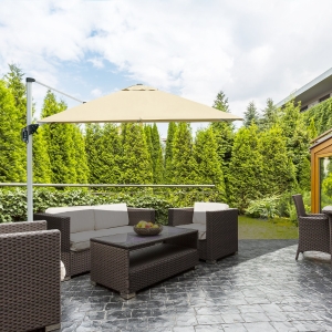 Outsunny 3 x 3(m) Outdoor Cantilever Roma Parasol 360° Rotating w/ Cross Base Khaki