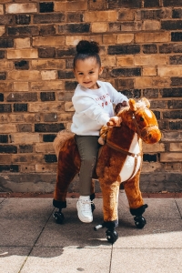 HOMCOM Kids Plush Ride On Walking Horse W/Sound-Brown