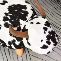 HOMCOM Animal Footrest Kids Storage Ottoman Footstool Shoe Change Stool for Living Room, Cow(m-4)