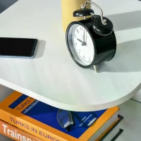 HOMCOM Modern Side Table Three Layer Bedside Table Nightstand with 2 Storage Shelves, for Living room, Bedroom, White(m-7)