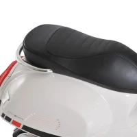 HOMCOM Mota Elétrica para Crianças com Licença Vespa com Música Velocidade 2-3 km/h e Buzina 102x50,5x75,5 cm Branco(m-11)