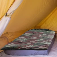 Outsunny Sacco a Pelo Singolo 210x75cm Impermeabile per Campeggio con Borsa da Viaggio, Temperatura: 15-20℃, Mimetico(m-2)