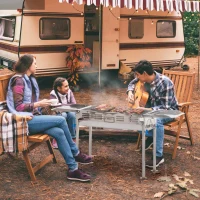 Outsunny Barbecue a Carvão de Aço Inoxidável Portátil com Altura Ajustável 2 Prateleiras 120x31x60-70cm Prata(m-2)