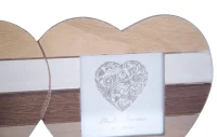 Cornice Da Muro 2 Cuori Lignes Cm 36.5X0.9X19 (Misura Interna 10X10)(m-2)