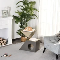 PawHut Cuccia per Gatti con Tiragraffi e Pallina in Corda Sisal, in Legno MDF, Grigia e Color Legno, 60 x 37 x 65cm(m-2)